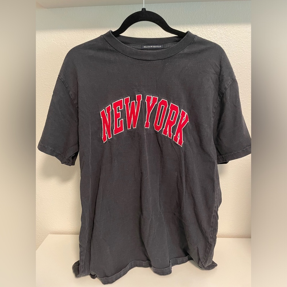 Brandy Melville New York Tshirt Tee Top